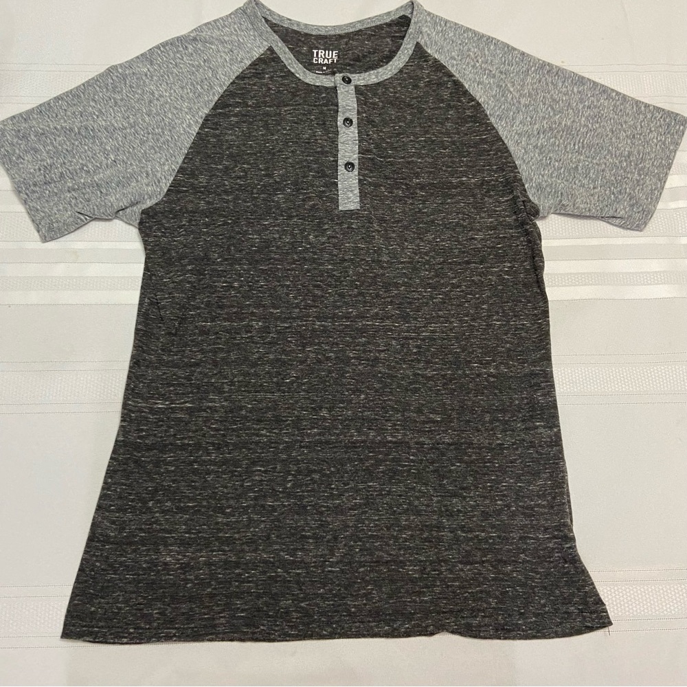 True Craft Mens Two Tone Grey Henley Light Weight Button Neck Tee Shirt Size M